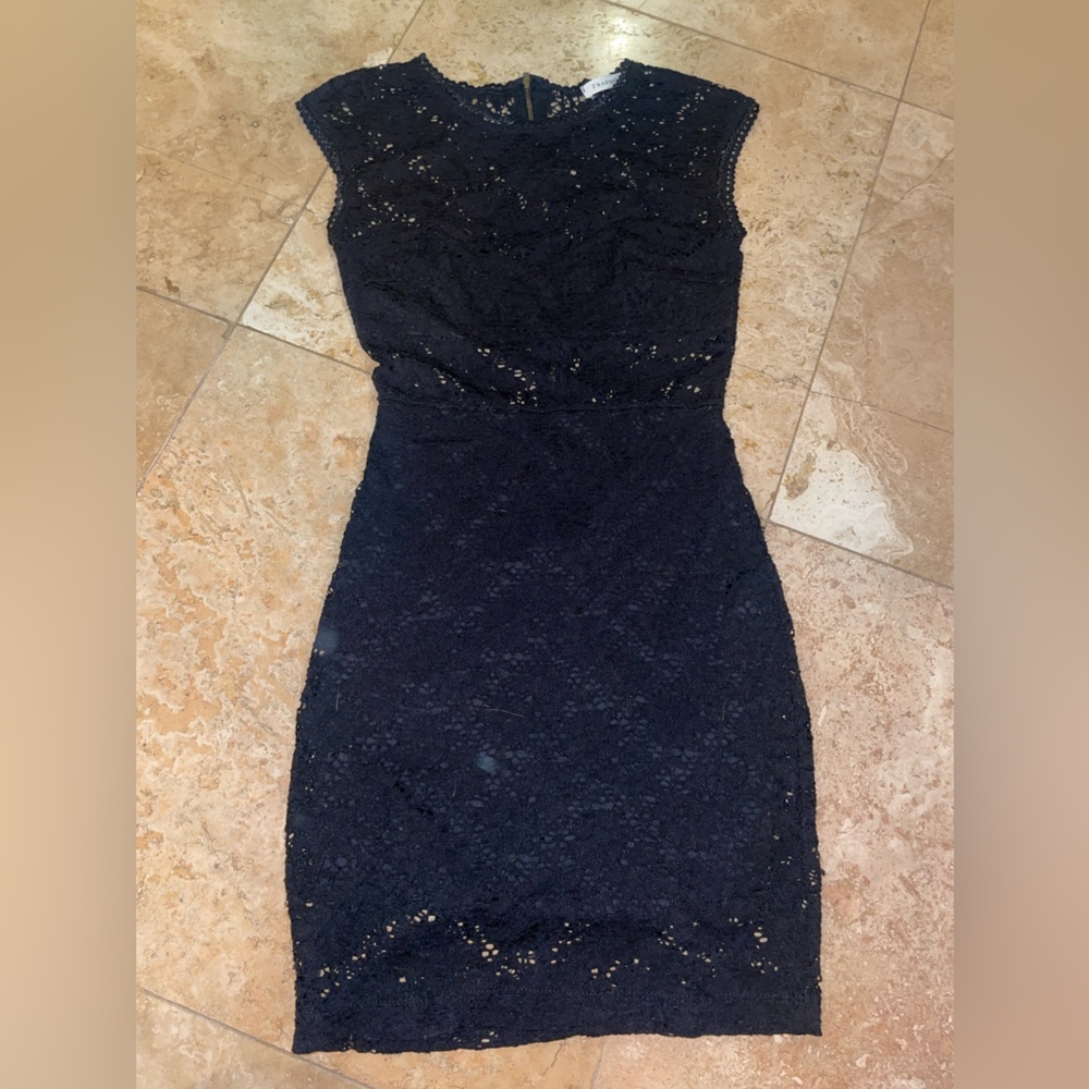 Phanuel Brand. Size not on tag (Fits like a smal/medium) Black Lace